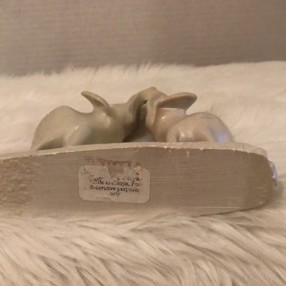 Elephant Figurines/Set of 2 - Picture 4 of 12